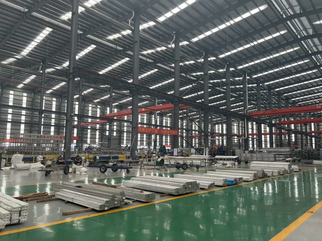 Custom aluminum extrusion production workshop and equipment